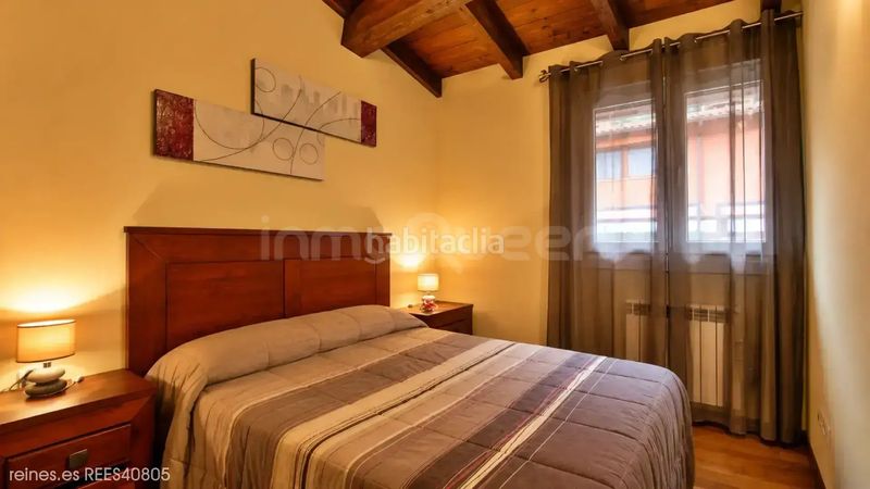 Foto a11a1fb2-cce2-419b-9431-e827886ad5c3. Casa adossada amb aparcament a Val de San Vicente