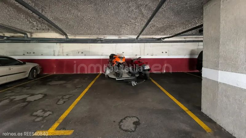 Foto 7546a1e5-2f33-4c21-98a9-399877e06d47. Aparcament cotxe a Ribadedeva
