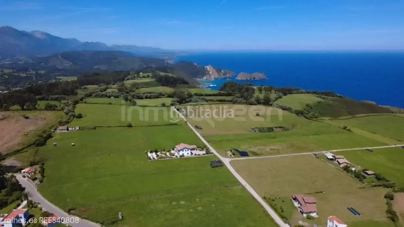Foto a70c1680-c995-428f-8417-49d5210b633c. Terreny residencial a Ribadedeva