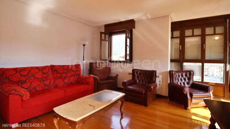 Foto d38d808d-75e2-4800-bc97-592246e36bbf. Piso venta de piso rees40878 en Rionansa