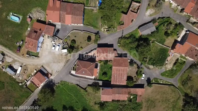 Foto d92967fb-57ce-44e4-98e0-fe71f744b345. Casa in Ribadedeva