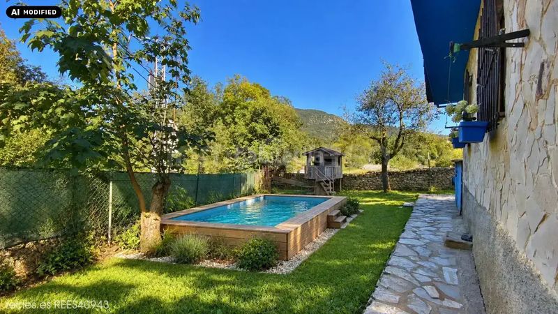 Foto 46a4800f-9e98-4359-9553-911ac1c52e73. Chalet avec chauffage dans Peñamellera Baja