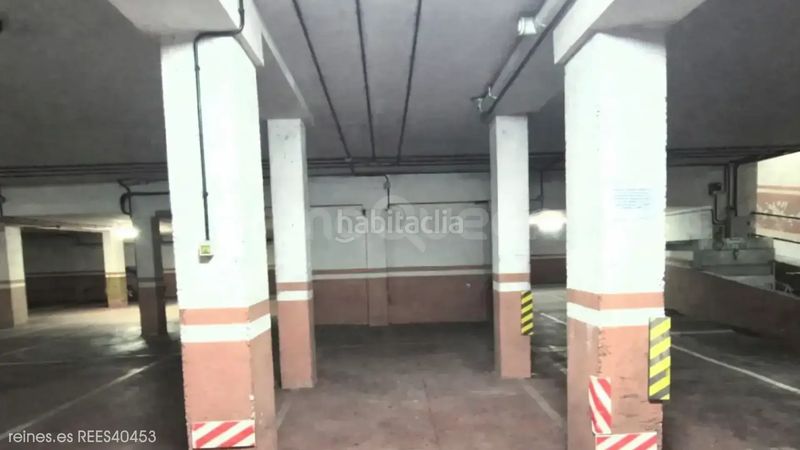 Foto f94541a1-4353-4f61-a8e1-71b0ca3a646e. Aparcament cotxe a Tapia de Casariego