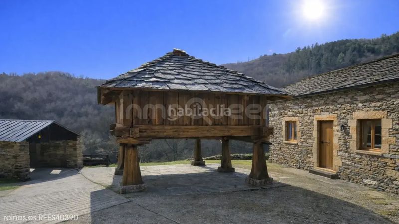 Foto b80caa22-b54c-4e72-bb4d-8b9b6449eadc. Casa amb calefacció a Santa Eulalia de Oscos