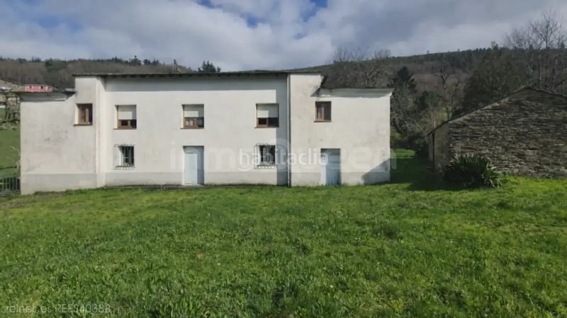 Foto 18805a71-5574-4a73-a70c-47bba22868a5. Casa amb calefacció aparcament a Santa Eulalia de Oscos