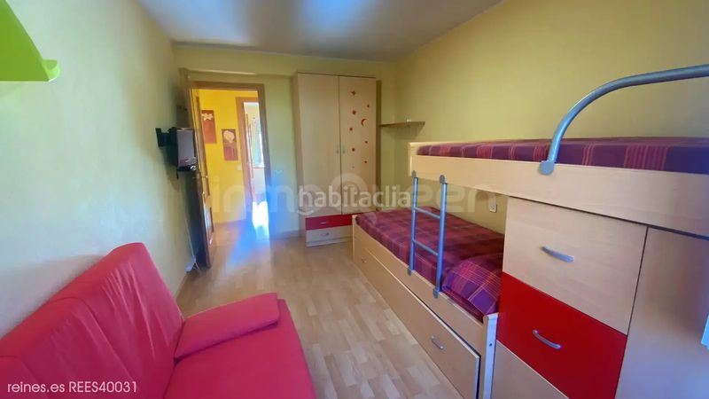 Foto 51945f7d-297d-4c7c-81b1-ae75698b9649. Piso venta de piso rees40031 en Vegadeo