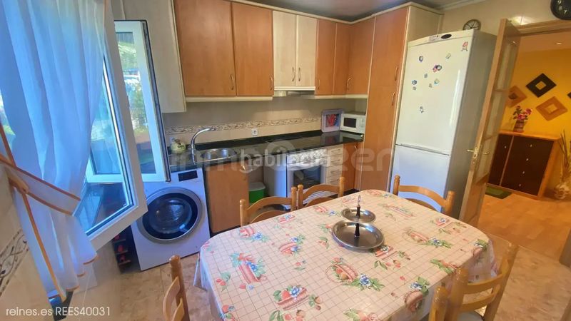 Foto d0257ac6-0e85-4685-89aa-ab1572e98d51. Piso venta de piso rees40031 en Vegadeo