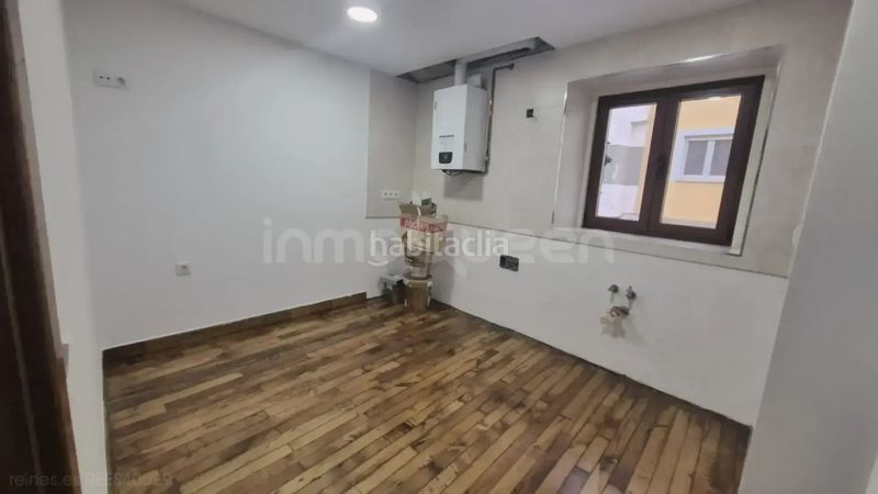 Foto 21ab6076-a1b8-4566-b458-da35ae3511e0. Piso venta de piso rees40029 en Vegadeo
