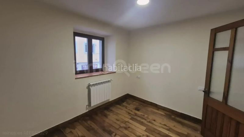 Foto 9c5b1063-6072-4e04-a8a0-a4e49438468d. Piso venta de piso rees40029 en Vegadeo