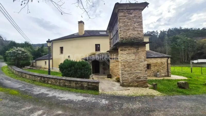 Foto c969e817-d9ca-4e68-9fd7-bbc28b0cbe36. Casa amb aparcament a Mondoñedo