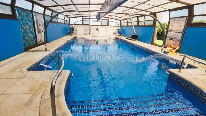 Foto eabd9d77-f2e7-467d-b967-363373859811. Edificio venta de hotel rees40098 en Foz