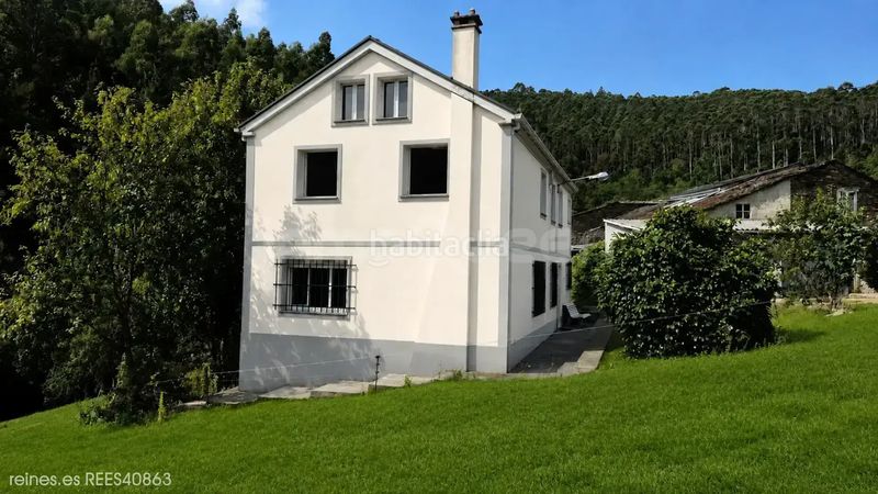 Foto 703abd18-8a26-4aba-8843-c156304c23b0. Casa venta de casa rees40863 en Trabada