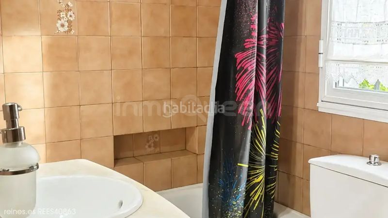 Foto f10d7735-7b1b-4f39-bcd9-322ef4d51e60. Casa venta de casa rees40863 en Trabada