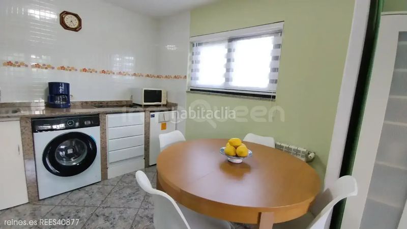 Foto 3a35796c-2be6-49fe-8dd4-13dd693334ce. Chalet venta de casa individual rees40877 en Castropol