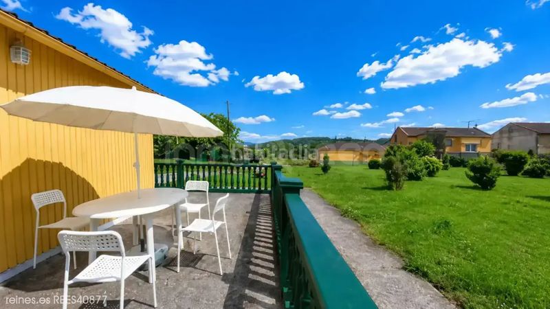 Foto e1d764f0-9f2d-4466-948e-579865933393. Chalet venta de casa individual rees40877 en Castropol