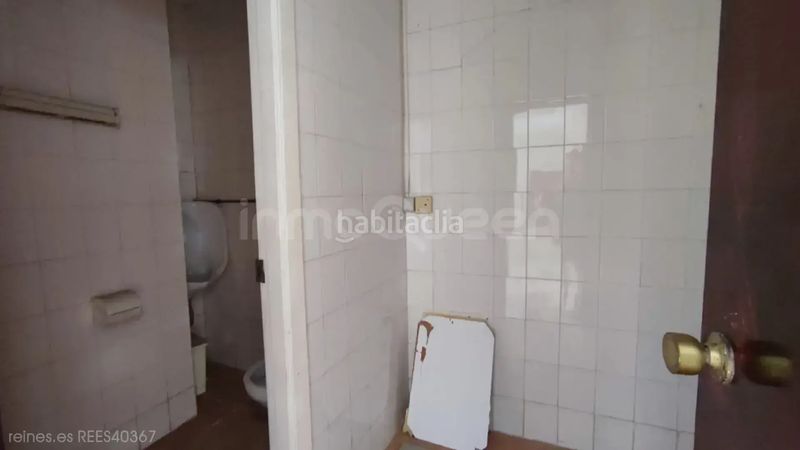 Foto 0ea458e1-6ef9-4a55-9c07-0760a35a7f55. Lloguer local comercial a Grado