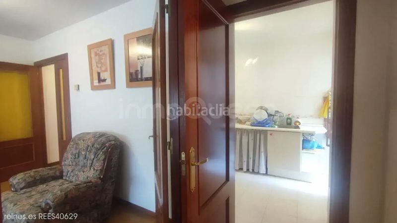 Foto 3a77a297-e99a-4138-8ddb-400ba0a25be6. Pis amb calefacció aparcament a Grado