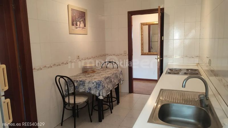 Foto b1ba7897-b289-46d1-a761-d6d8b7e55406. Pis amb calefacció aparcament a Grado