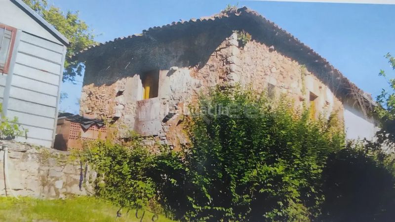 Foto 62117e8c-9cd4-4e81-80c3-ac30d8005893. Casa a Candamo