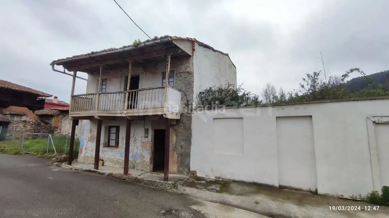 Foto 0ddfbb7e-f952-4d47-85c1-16c4b1827653. Casa a Grado