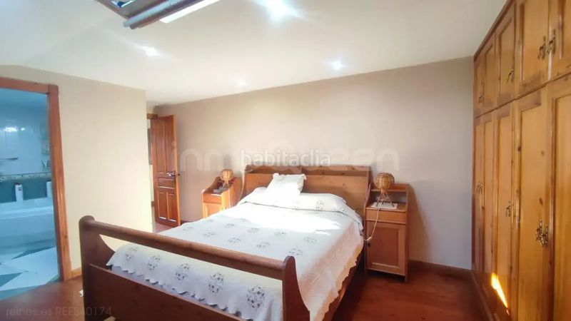 Foto 60d40d01-d09e-410f-b714-ce43062014ce. Casa aparellada amb calefacció a Candamo