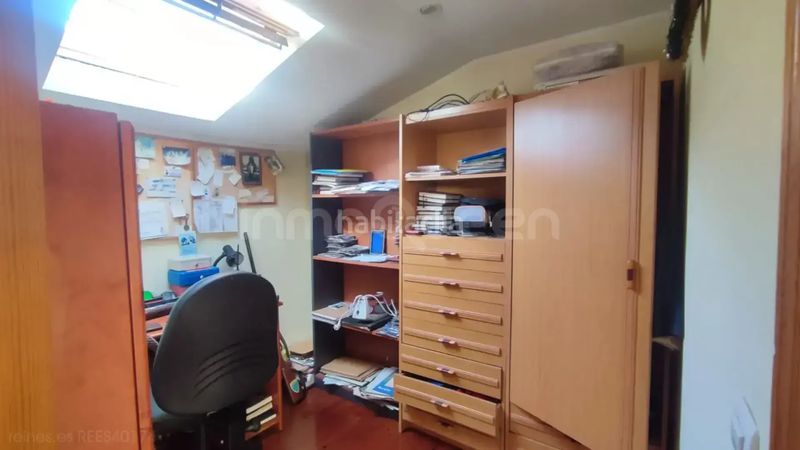 Foto 79053500-844e-447e-a322-9c22541faacc. Casa aparellada amb calefacció a Candamo