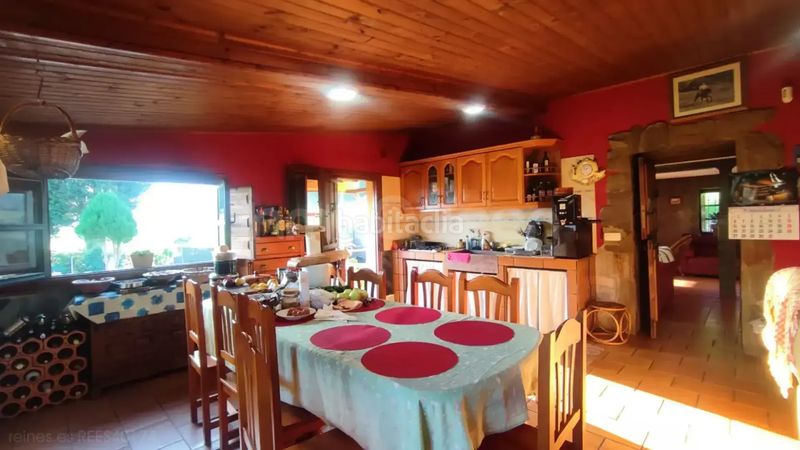 Foto b0740c84-be1e-4c96-abd4-3240a4ff6c63. Casa aparellada amb calefacció a Candamo