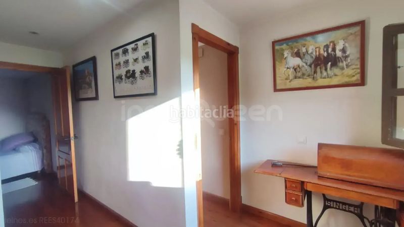 Foto d2b89d66-58f4-4aca-a935-3b830b69d552. Casa aparellada amb calefacció a Candamo