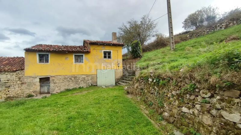 Foto 69615d0d-3434-4fb5-ab32-045eeb2c6abe. Casa a Belmonte de Miranda