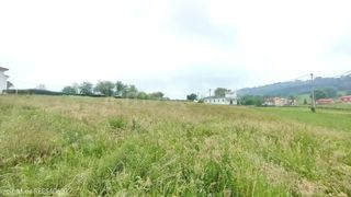 Terreny residencial  N/a. Venta de terreno urbano en grado  rees40631
