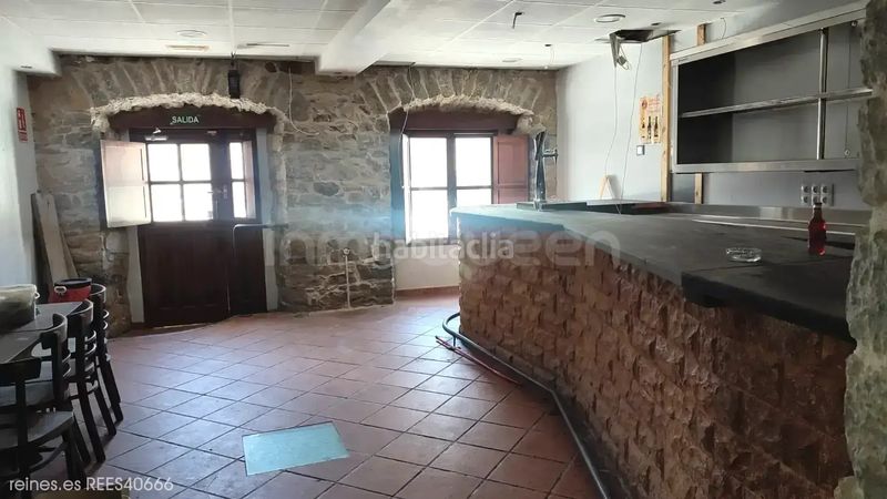 Foto 9c2afdc0-c327-4a86-96fd-2c62e5366c5d. Casa amb calefacció a Salas