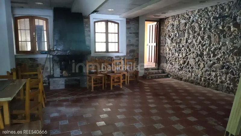 Foto a9756074-59d7-45fc-8542-a14675984a38. Casa amb calefacció a Salas