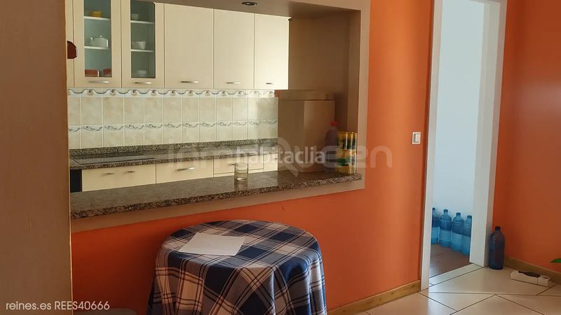 Foto b3d651fa-91c2-4162-b3c2-744940775622. Casa amb calefacció a Salas
