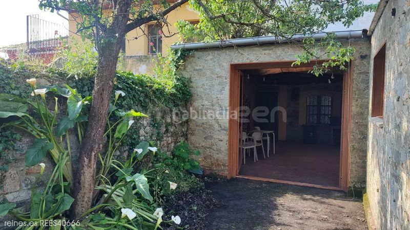 Foto fa2d8f29-0e74-49a8-bb9c-907e177c5ff5. Casa amb calefacció a Salas