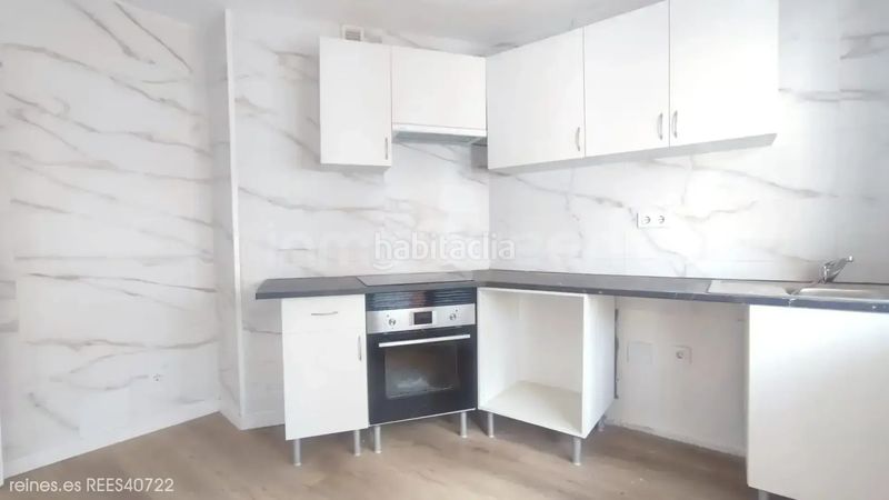 Foto 5317f2ab-5f0c-4e0c-a82a-1f54bafc6a58. Piso venta de piso rees40722 en Grado