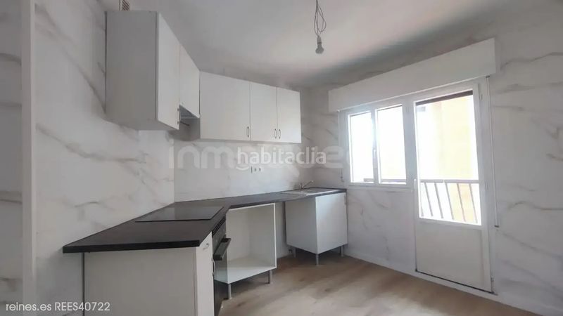 Foto 64dab087-78b2-47b6-b594-f789956e64a4. Piso venta de piso rees40722 en Grado