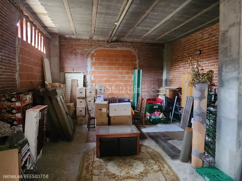 Foto a145eb48-e034-4c48-82eb-ff972a704df4. Local comercial venta de local comercial rees40758 en Grado