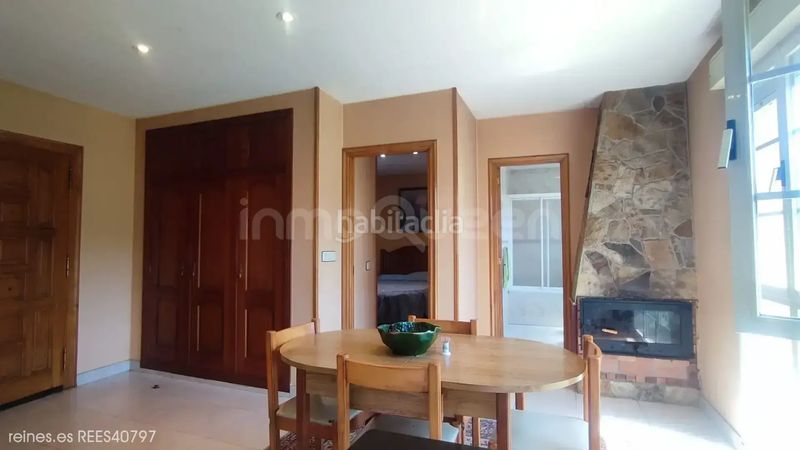 Foto 5b1f5eb5-6d1d-44a6-bf28-b16568787c76. Casa amb calefacció aparcament a Grado