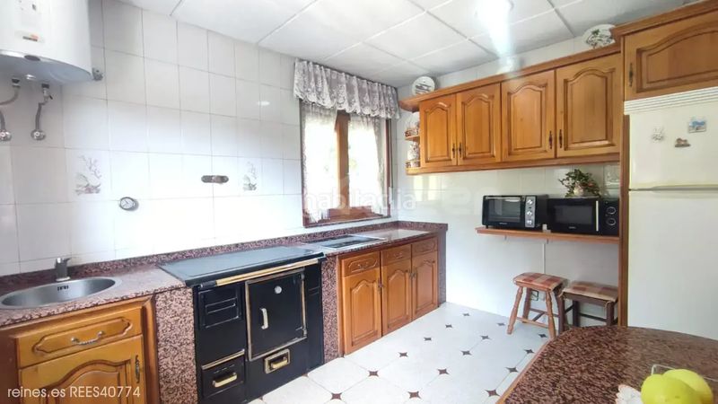 Foto e7a39dd5-39ce-4e0d-8904-bb76e9afc0b2. Casa amb calefacció aparcament a Grado