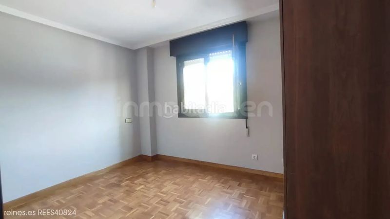Foto a391bf78-1eb3-4d92-a967-339a1c2594d1. Piso venta de piso rees40824 en Grado