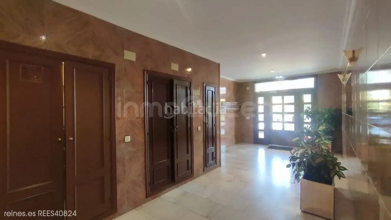 Foto b2003041-d0bc-426b-8821-ecc2ac6a2d68. Piso venta de piso rees40824 en Grado