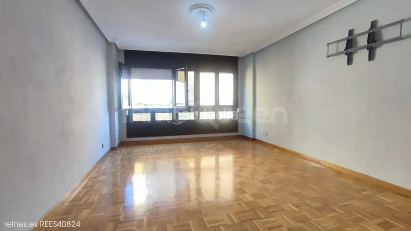 Foto d1e68339-f5c5-4714-a3a6-88ddc9bc02c1. Piso venta de piso rees40824 en Grado