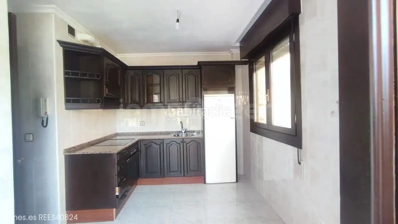 Foto e4ba8e51-63de-48d7-9a8e-721e3c141405. Piso venta de piso rees40824 en Grado