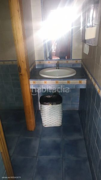 Foto c0d2fc1d-2806-4699-9754-d632d3f3ebec. Lloguer local comercial a Grado