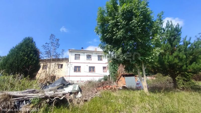 Foto f6ae7781-517f-466d-8b9e-eac8a2fd52c7. Casa venta de casa rees40883 en Candamo