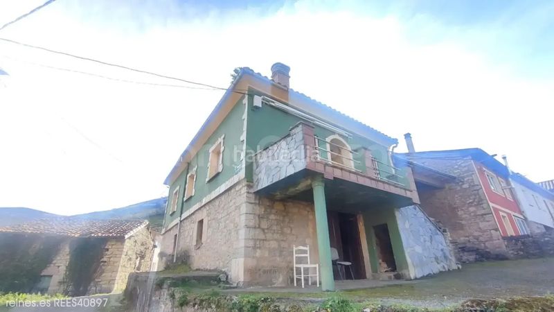 Foto d8dda323-baee-435b-8228-ad361ee15cb6. Casa a Yernes y Tameza