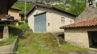 Autoparkplatz  N/a. Venta de garaje en quirós  rees40853