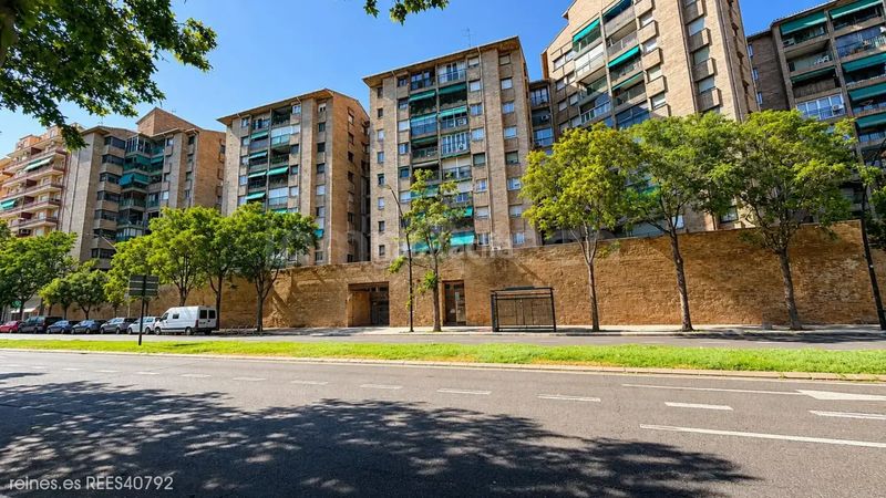 Foto 25919aa9-000c-4204-9fe4-faff4baec6f3. Piso venta de piso rees40792 en La Magdalena Zaragoza