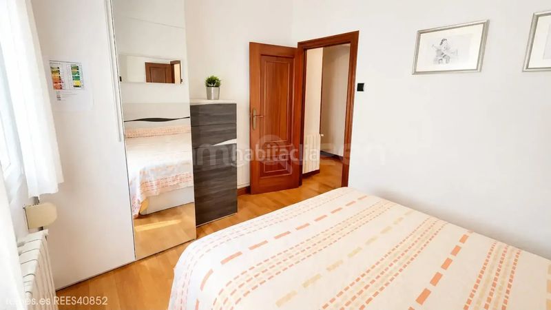 Foto 39e6e99b-a34c-4da8-87e4-1a4f45ae59be. Piso venta de piso rees40852 en Paseo Sagasta Zaragoza