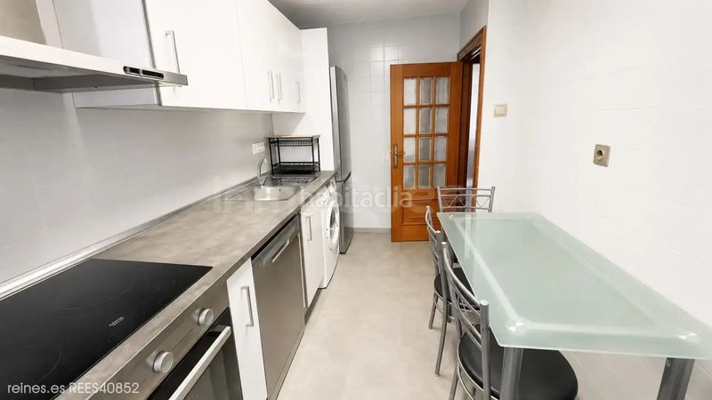 Foto 4c4f810f-0dbe-43bd-a7db-4b31dced99a2. Piso venta de piso rees40852 en Paseo Sagasta Zaragoza